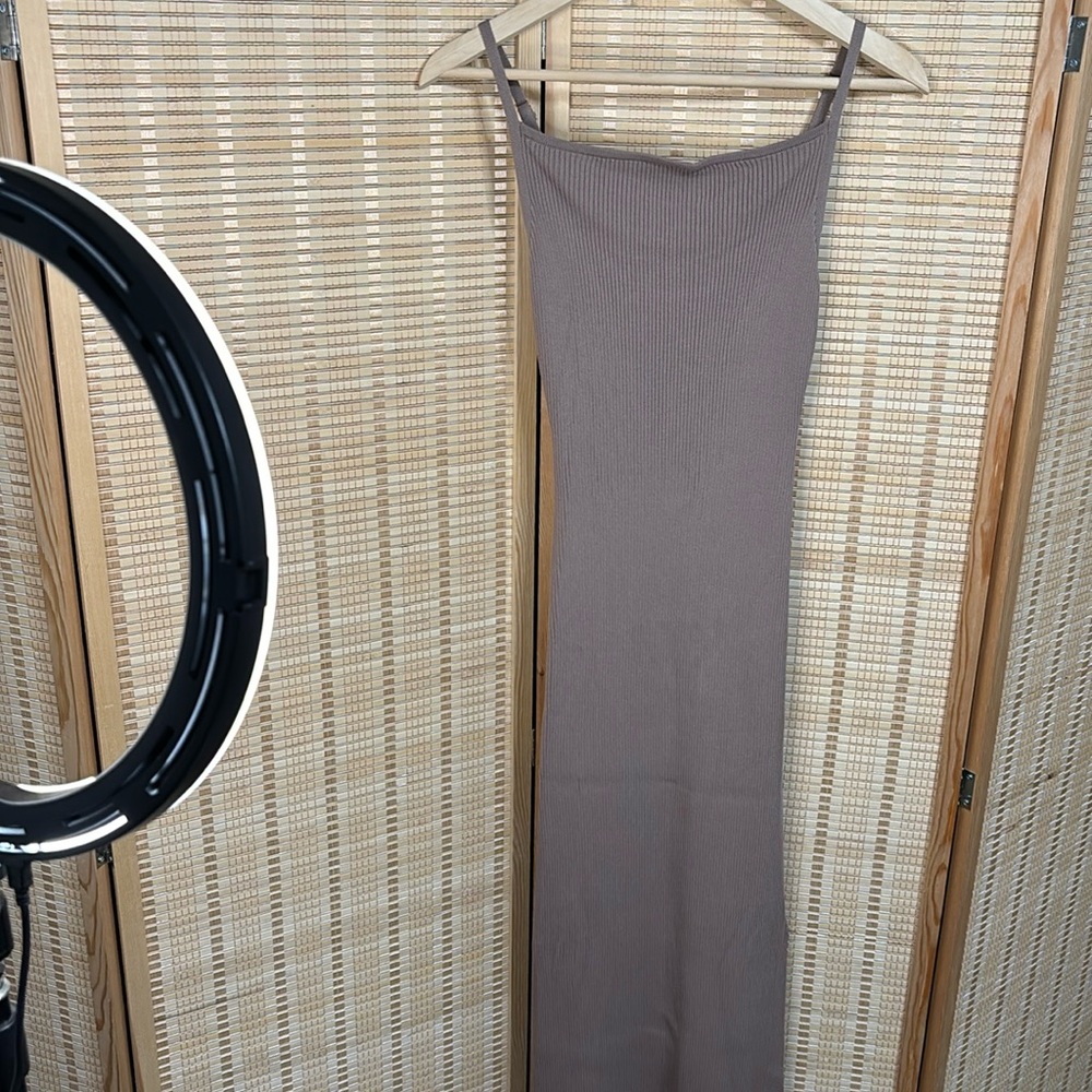 Dissh Athena Sleeveless Body Con Maxi Dress Ribbed - Picture 7 of 7